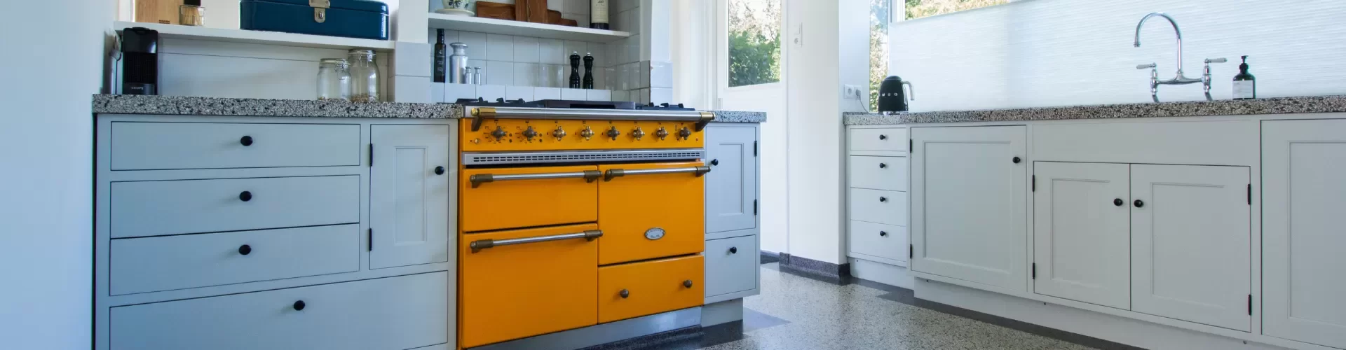 1013-Projecten_keuken_verfspuiten_header.webp 1013-Projecten_keuken_verfspuiten_header.webp